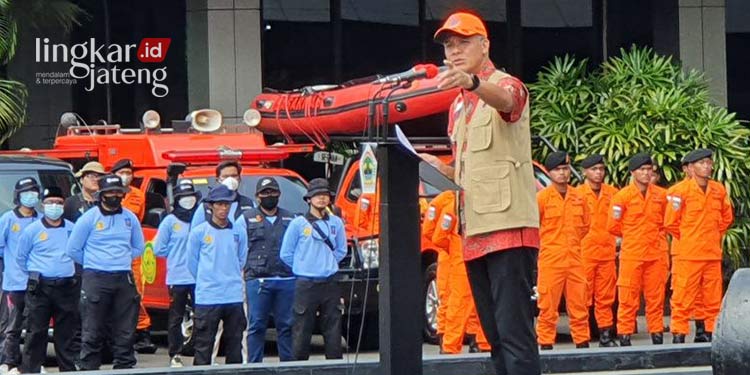 Antisipasi Banjir Di Jateng Ganjar Pranowo Beli Pompa Mobile