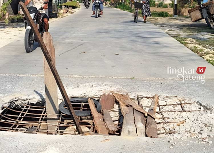 Jembatan Di Desa Pojok Grobogan Ambrol Warga Harus Putar Arah 1 Km