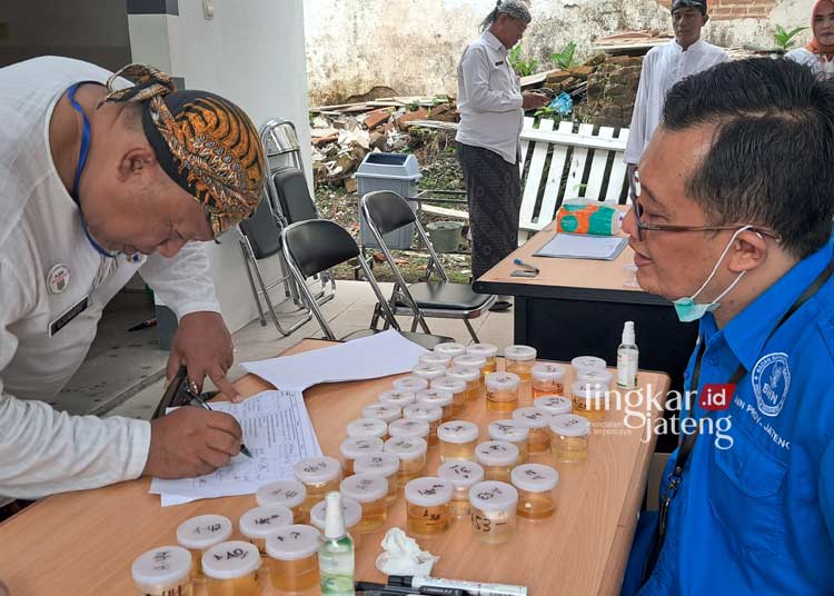 Cegah Penyalahgunaan Narkoba Puluhan ASN Kudus Ikuti Tes Urine