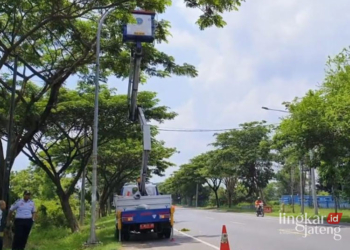 Jelang Arus Mudik 2024 Perbaikan PJU Di Jalur Pantura Kaliori Rembang