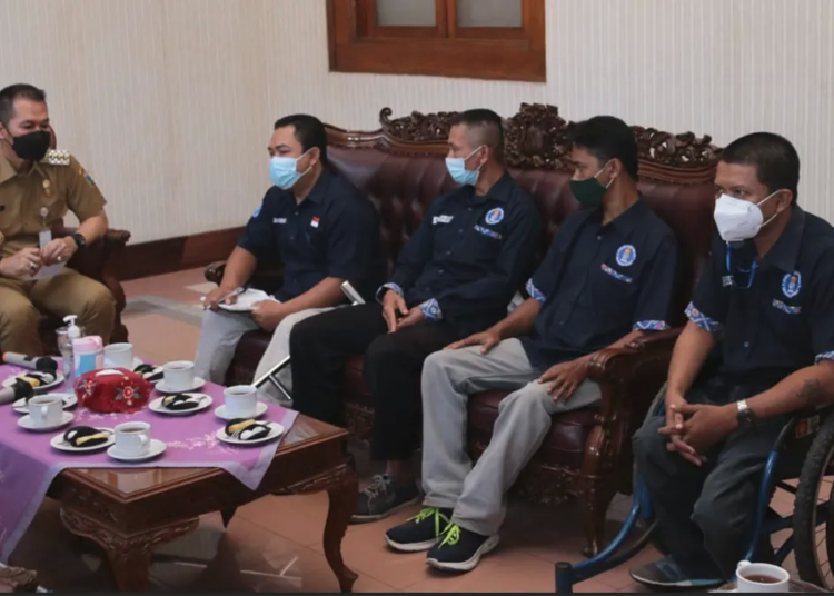ISTIMEWA, Audiensi: FKDK Saat Audiensi dengan Bupati Kudus HM Hartopo di Pendopo.
Buka Kesempatan Kerja bagi Disabilitas