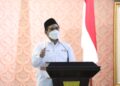SAMBUTAN: Wakil Gubernur Jawa Tengah, Taj Yasin Maimoen saat dilantik menjadi Ketua Dewan Kehormatan PMI Provinsi Jateng oleh Ketua PMI, M. Jusuf Kalla, di Gedung Gradhika Bhakti Praja, Jumat (8/10/21). (DOK HUMAS JATENG/LINGKARJATENG.ID)