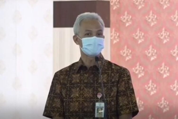 Gubernur Jawa Tengah Instruksikan Pemda Terapkan Mikro Lockdown 25 INSTRUKSIKAN: Gubernur Jawa Tengah, Ganjar Pranowo perintahkan seluruh Kabupaten/Kota zona merah melakukan mikro lockdown. (ISTIMEWA/LINGKARJATENG.ID)