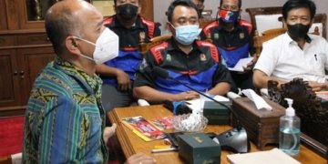 AUDIENSI: Bupati Jepara saat audiensi dengan KGMJ di Ruang Vidcon Bupati pada 19 Oktober 2021. (ISTIMEWA/LINGKARJATENG.ID)