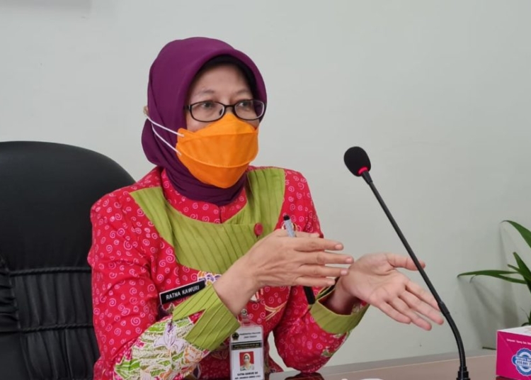 Kepala DPMPTSP Jateng, Ratna Kawuri
(ISTIMEWA / LINGKARJATENG.ID )