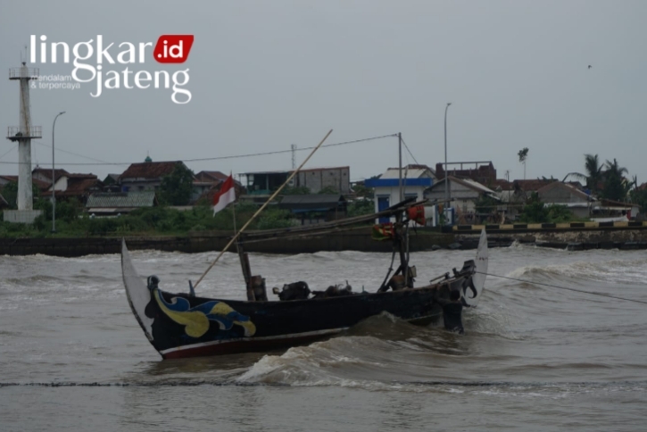 Awas, Laut Jepara Diprediksi Gelombang Tinggi hingga Tiga Hari ke Depan 25 20211207 175721