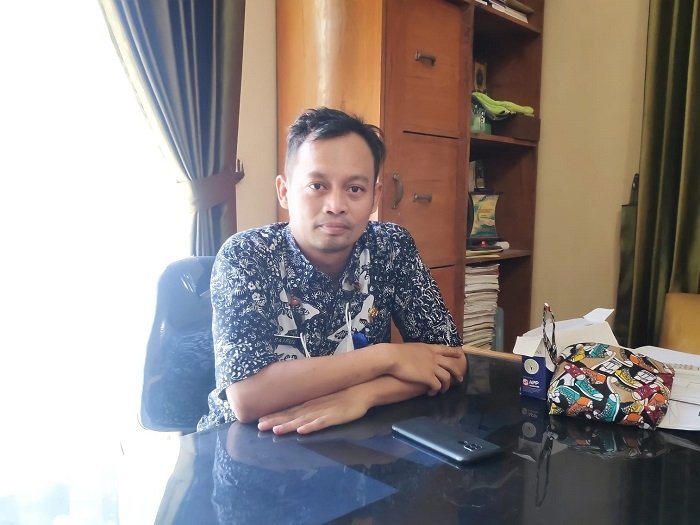 Kepala Bidang Tenaga Kerja DPMPTSP-Naker Rembang, Saiful Hidayat (R. Teguh Wibowo/Lingkarjateng.id)
