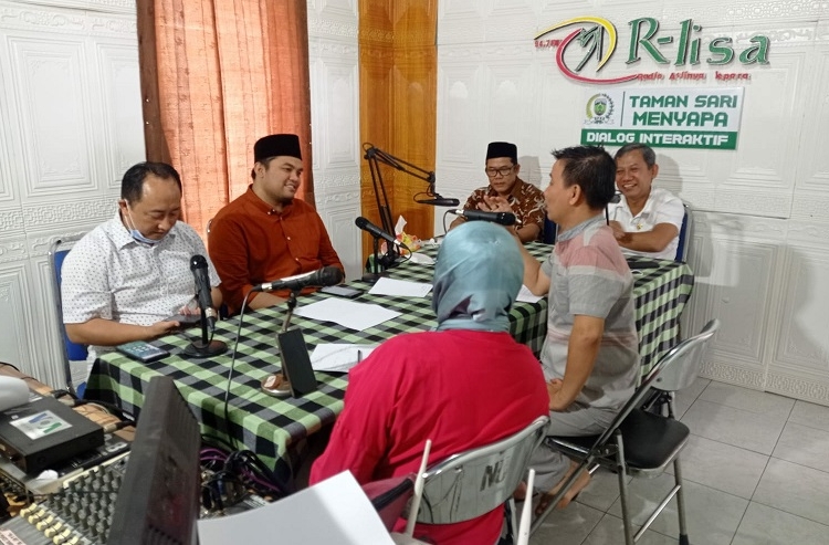 Review Perda RTRW, DPRD Jepara: Pertahankan Lahan Pertanian 25 INTERAKTIF: Sejumlah narasumber dalam dialog interaktif “Tamansari Menyapa” yang berlangsung di Radio R Lisa Jepara, beberapa waktu lalu. (Istimewa/Lingkarjateng.id)