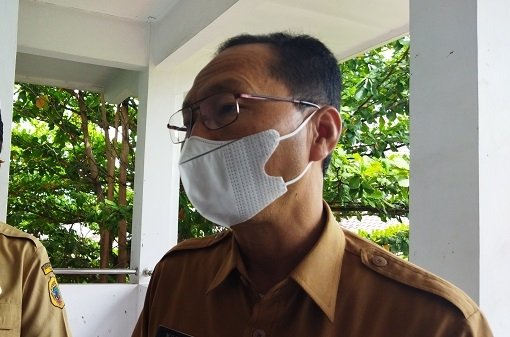 ODGJ di Pati Meningkat, Dinsos: Ndak Kuat 25 Kepala Dinas Sosial Kabupaten Pati, Muhtar saat memberi keterangan di hadapan awak media. (Aziz Afifi/Lingkarjateng.id)