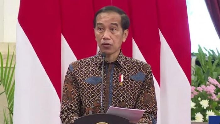 UU ITE Meresahkan, Presiden Jokowi Instruksikan Larangan Kriminalisasi Kebebasan Berpendapat 25 Presiden Indonesia Joko Widodo (Jokowi)