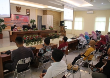 ANTUSIAS: Peserta pelatihan tampak bersemangat menyimak paparan narasumber terkait digital marketing di Kabupaten Blora, Rabu (15/12). (Humas Blora/Lingkarjateng.id)