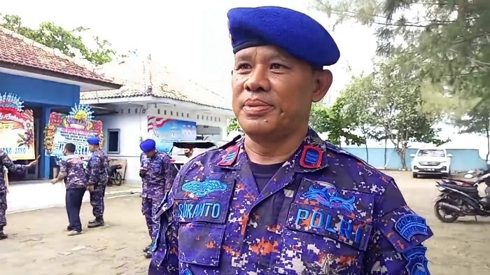 Cuaca Perairan Rembang Buruk, Nelayan Diimbau Tidak Melaut 25 KASAT POLAIR POLRES REMBANG, AKP SUKAMTO (R. Teguh Wibowo/Lingkarjateng.id)