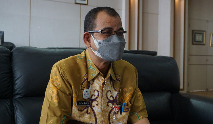 Bansos Jateng Terkendala Update Data di Setiap Kabupaten 25 MENJELASKAN: Kepala Dinsos Provinsi Jawa Tengah, Harso Susilo saat ditemui di ruang kerjanya, Jumat (7/1). (Adhik Kurniawan/Lingkarjateng.id)