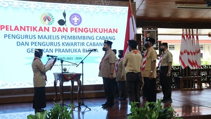 Bupati Blora Dilantik Jadi Kamabicab Gerakan Pramuka 25 KHIDMAT: Pelantikan Pengurus Mabicab Blora di pendopo Rumah Dinas Bupati Blora, Kamis (27/1). (Istimewa/Lingkarjateng.id)
