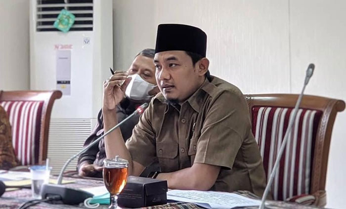 AUDIENSI: Ketua Dewan Perwakilan Rakyat Daerah (DPRD) Jepara Haizul Maarif menerima audiensi dari PADDESI dan PPD. (Muslichul Basid/Lingkarjateng.id)
