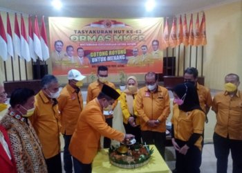 TASYAKURAN: Ormas Musyawarah Kekeluargaan Gotong Royong Provinsi Jawa Tengah (MKGR Jateng) tasyakuran HUT ke-62, kemarin (7/1). (Adhik Kurniawan/Lingkarjateng.id)