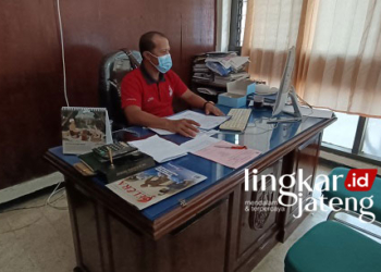 Kepala Bidang Perencanaan dan Pengembangan SDM pada Badan Kepegawaian Daerah Kabupaten Jepara, Sri Dana Pinanti. (Muslichul Basid/Lingkarjateng.id)