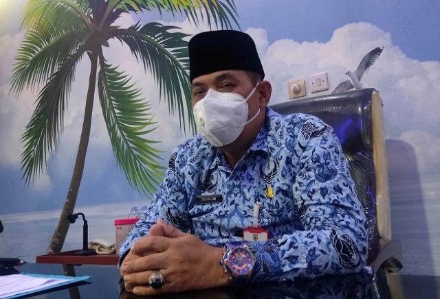 Sektor Kelautan dan Perikanan Topang PDRB Demak 20 Persen 25 MENJELASKAN: Kepala Dinas Kelautan dan Perikanan Kabupaten Demak Mohamad Fathkurokhman, saat ditemui di ruangannya baru-baru ini. (M. Elang Ade Iswara/Lingkarjateng.id)