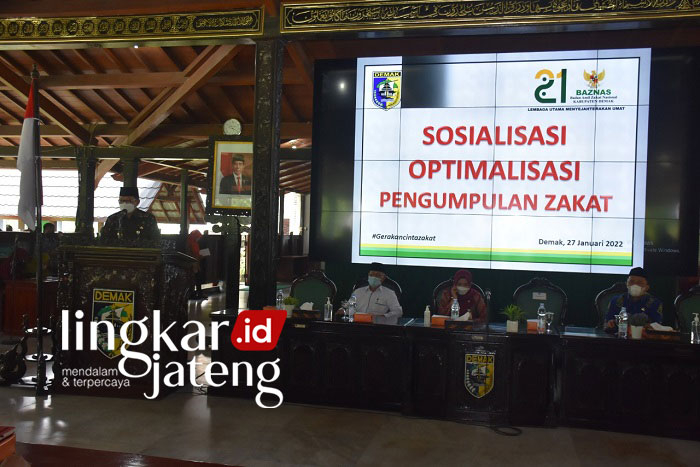 Bupati Demak Ajak ASN Keluarkan Zakat Profesi 25 HIMBAUAN: Sosialisasi optimalisasi pengumpulan zakat di Pendopo Satya Bhakti Praja, beberapa waktu lalu. (Dok. Kominfo Demak/Lingkarjateng.id)