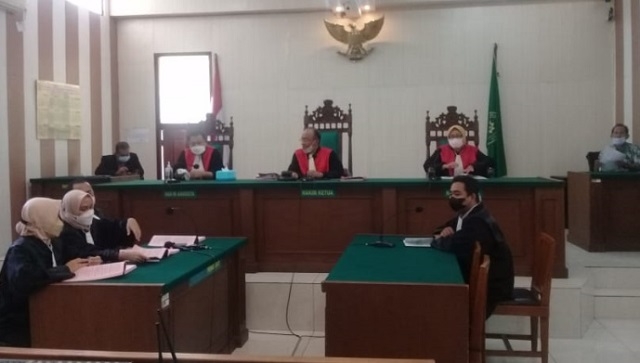 PERSIDANGAN: Suasana sidang 15 terdakwa berlangsung secara online di Pengadilan Negeri Pati. (Dok. Kejari Pati/Lingkarjateng.id)