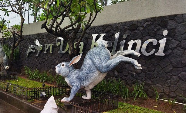 PT Dua Kelinci Berjanji akan Sponsori Persipa Pati 25 Ilustrasi - Ikon pabrik Dua Kelinci yang ada di Kabupaten Pati. (Aziz Afifi/Lingkarjateng.id)