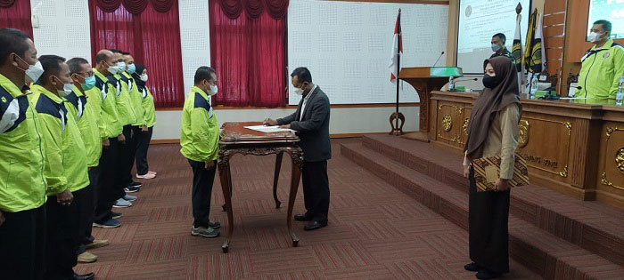 SEREMONIAL: Pelantikan kepengurusan Pelti Pengkab di Gedung Shima Jepara, Sabtu (22/1). (Muslichul Basid/Lingkarjateng.id)