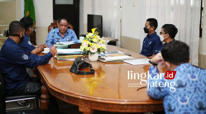 BERSINERGI: Pengurus HIPMI Kendal bertemu dengan Wakil Bupati Kendal, Windu Suko Basuki. (Unggul Priambodo/Lingkarjateng.id)