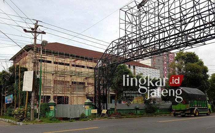 PROYEK: Pembangunan Mal Pelayanan Publik (MPP) Kabupaten Rembang yang akan diputus kontrak karena tidak ada aktivitas pengerjaan. (R. Teguh Wibowo/Lingkarjateng.id)