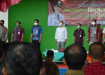 TERTIB: Sosialisasi Peraturan Perundang-undangan Desa di Taman Sumendung Desa Bangsri, Kabupaten Jepara, Selasa (8/2).