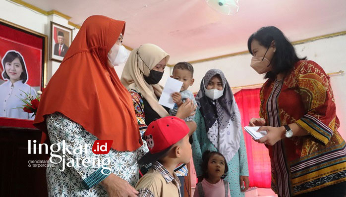 Kunjungi Pati, Casytha Arriwi Kampanyekan Perang Melawan Stunting 25 DPD RI Sytha