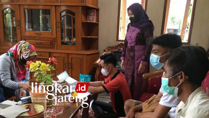 Anggota DPRD Pati Buka Vaksin Covid-19 di Rumah Pribadi 25 DPRD Pati Muntamah