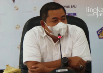 Pemkab Kudus Bakal Kembangkan Smart City 30 MENJELASKAN: Ketua DPRD Kudus Masan saat memberikan penjelasan dalam mengembangkan Smart City di Kudus.