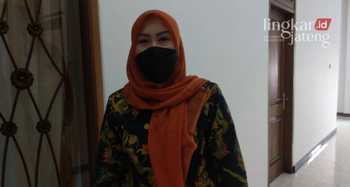 MENJELASKAN: Muntamah, Anggota Komisi D Dewan Perwakilan Rakyat Daerah (DPRD) Pati saat ditemui beberapa hari lalu.