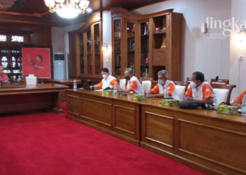 AUDIENSI: Organisasi Amatir Radio Indonesia (Orari) Lokal Jepara audiensi dengan Bupati Jepara, Dian Kristiandi.