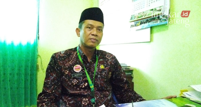 Ratusan TPQ di Pati Harus Ajukan Perizinan Ulang ke Kemenag 25 MENJELASKAN: Subkhan, Kasi PD Pontren, Kementerian Agama memberikan keterangan di kantornya.