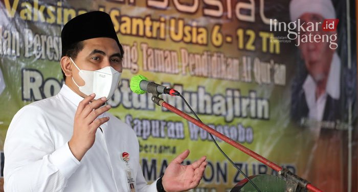 MENJELASKAN: Wakil Gubernur Jawa Tengah, Taj Yasin Maimoen saat menjelaskan polemik speaker masjid dan musala. (Dok. Humas Jateng/Lingkarjateng.id)