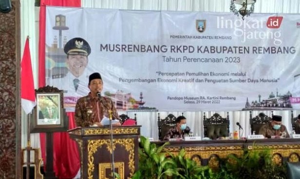 Genjot Pembangunan, Pemkab Rembang Kerja Ekstra 25 Genjot Pembangunan, Pemkab Rembang Kerja Ekstra