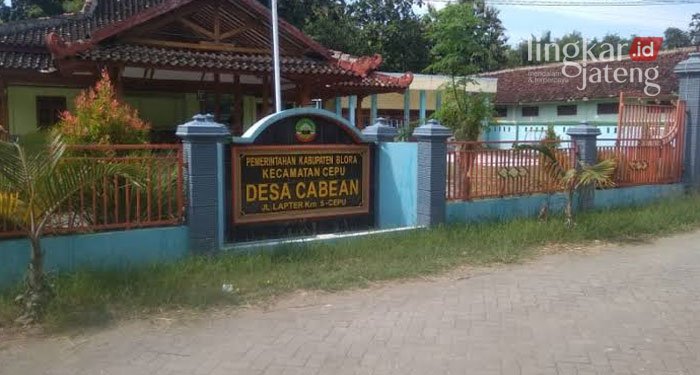 Kasus Dihentikan, Kades Cabean Blora Bakal Tuntut Balik Pelapor Terkait Seleksi Perades 25 POTRET: Balai Desa Cabean, Kecamatan Cepu, Kabupaten Blora. (Lilik Yuliantoro/Lingkarjateng.id)