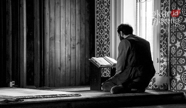 Keistimewaan Malam Nisfu Syaban