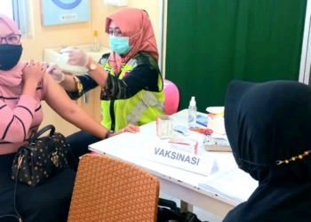 Keluarga Kodim Suntik Vaksin Booster