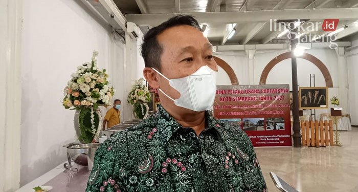 MENJELASKAN: Ketua DPRD Kota Semarang, Kadarlusman saat ditemui belum lama ini. (Dinda Rahmasari/Lingkarjateng.id)