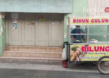 PKL di Kudus Keluhkan Kenaikan Harga Minyak Goreng