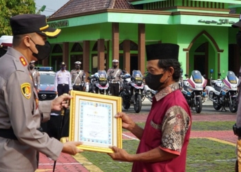 Penghargaan Penambal Jalan