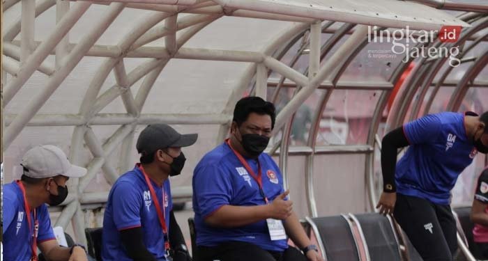 Persipa Pati terus berbenah untuk menghadapi kompetisi Liga 2. Klub yang berjuluk Laskar Saridin ini menargetkan, pada dua minggu kedepan sudah mampu menunjuk nama Komisaris.