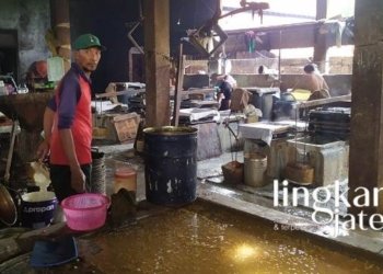 Produsen Tahu Tempe Keluhkan Harga Kedelai