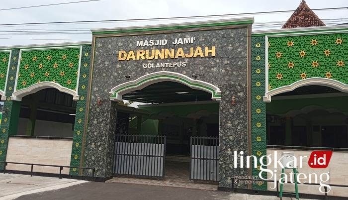 Tanah wakaf masjid