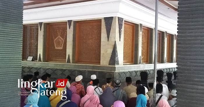 Wisatawan Demak Diprediksi Meningkat Tahun Ini 25 Wisatawan Demak Diprediksni Meningkat