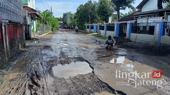 Berikut Alokasi Anggaran 20 Paket Perbaikan Jalan Rusak di Kabupaten Pati Tahun 2022 25 Jalan Rusak di Kabupaten Pati