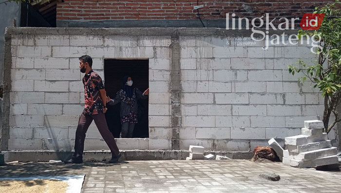 Pemdes Mejobo Kudus Angkat Bicara terkait Penembokan Akses Rumah Warga 25 Pemdes Mejobo Kudus Angkat Bicara terkait Penembokan Akses Rumah Warga