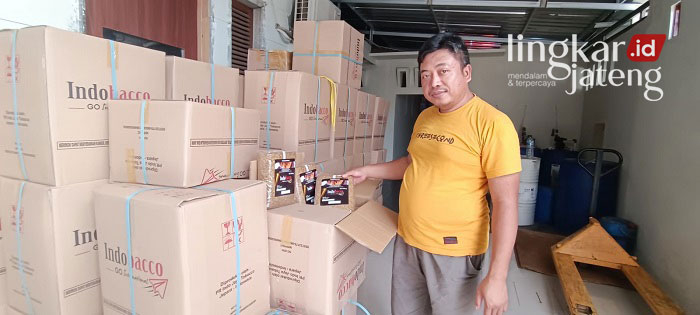 Mengenal Muhammad Zamzami, Jadi Miliader Berkat Bisnis Tembakau di Jepara 25 Mengenal Muhammad Zamzami, Pengusaha Tembakau Sukses di Jepara